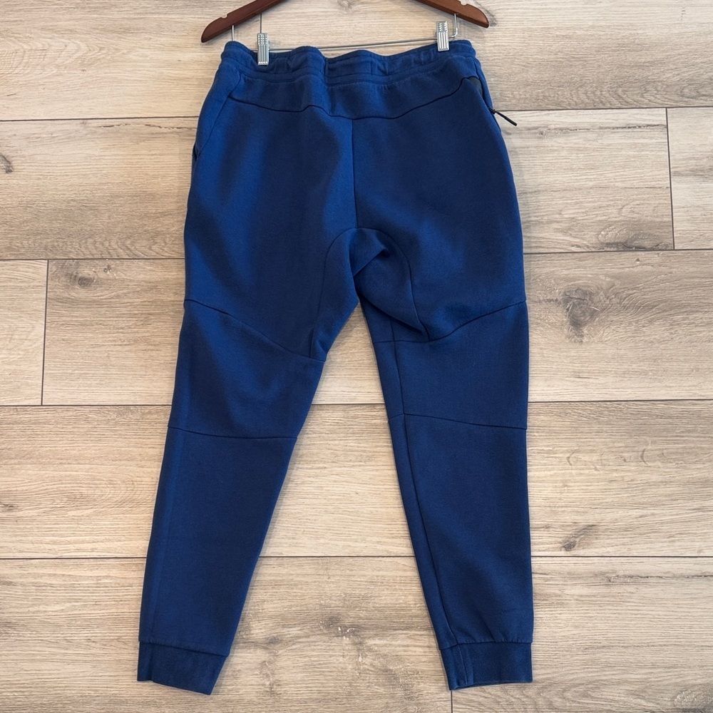 Nike Deep Blue Men's Joggers with Black Accents - Picture 4 of 6